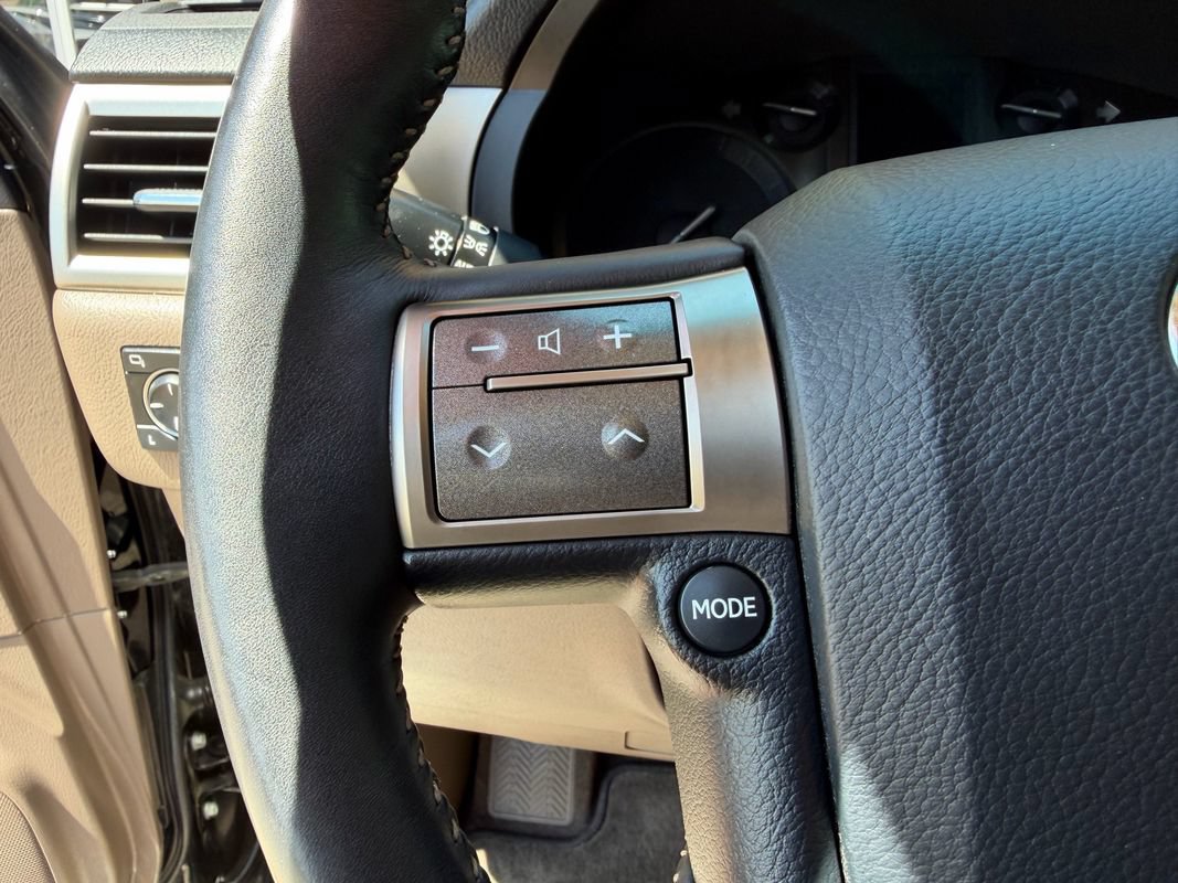 Used 2010 Lexus GX 460 Premium AWD/4WD image 32