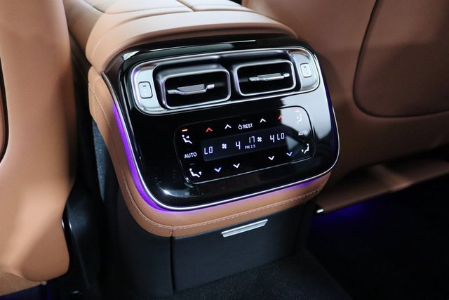 Used 2023 Mercedes-Benz S 580 4MATIC Sedan image 21