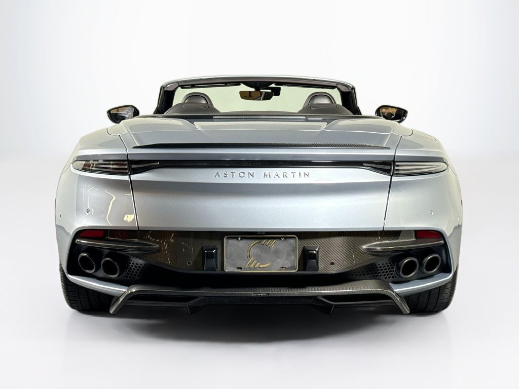 Used 2020 Aston Martin DBS Superleggera Volante RWD image 4