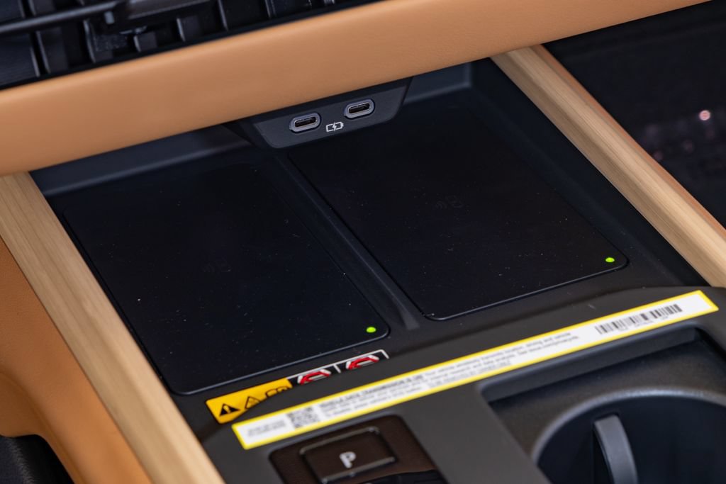 New 2026 Lexus ES 350e FWD image 26