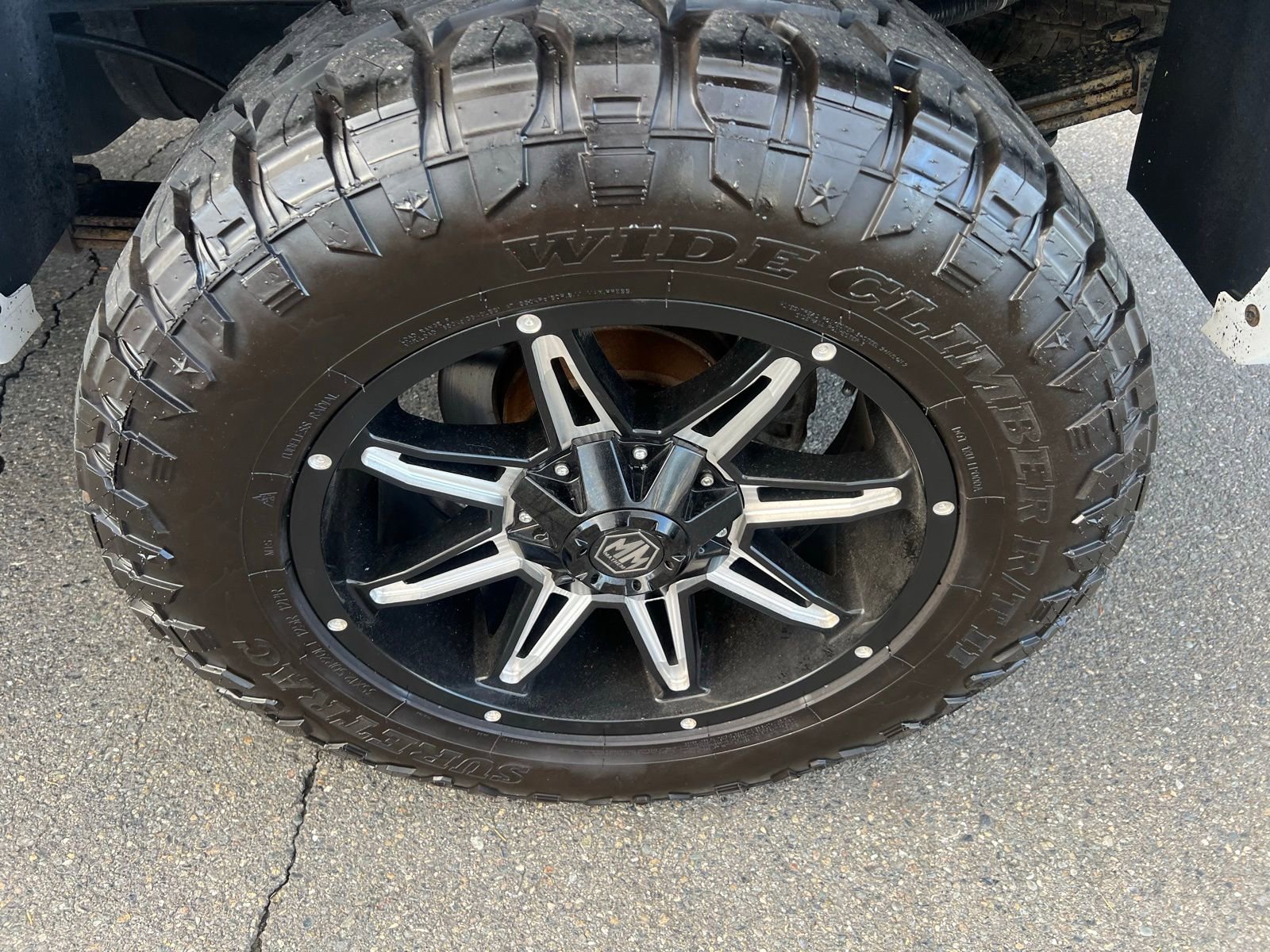 Used 2017 RAM 3500 Laramie Longhorn w/ Convenience Group image 16