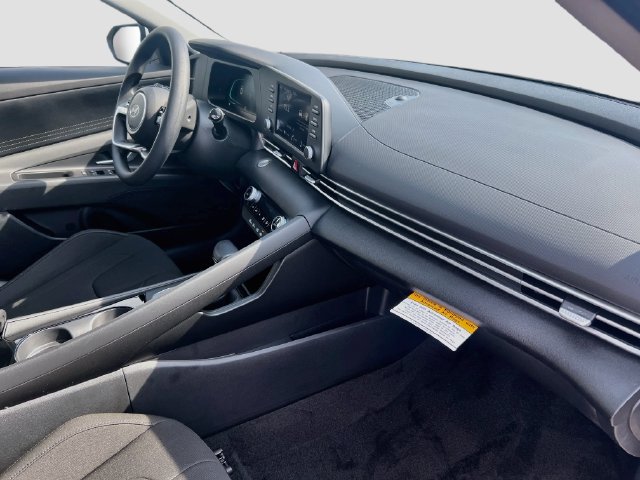 New 2026 Hyundai Elantra Hybrid FWD image 26