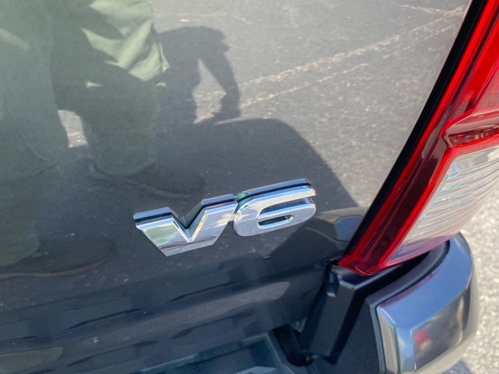 Used 2023 Toyota Tacoma SR5 w/ Technology Package image 12