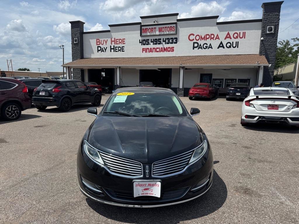 Used 2015 Lincoln MKZ FWD image 2