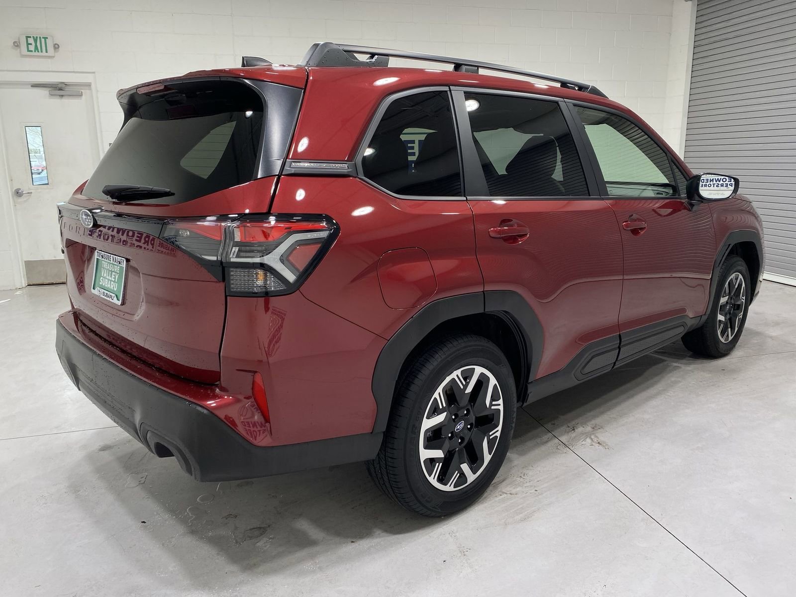 Certified 2025 Subaru Forester Premium image 8