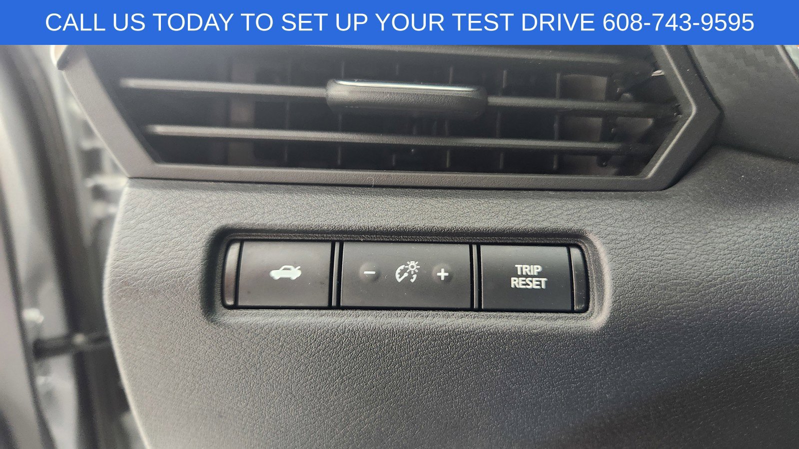 Used 2022 Nissan Altima 2.5 SR FWD image 18
