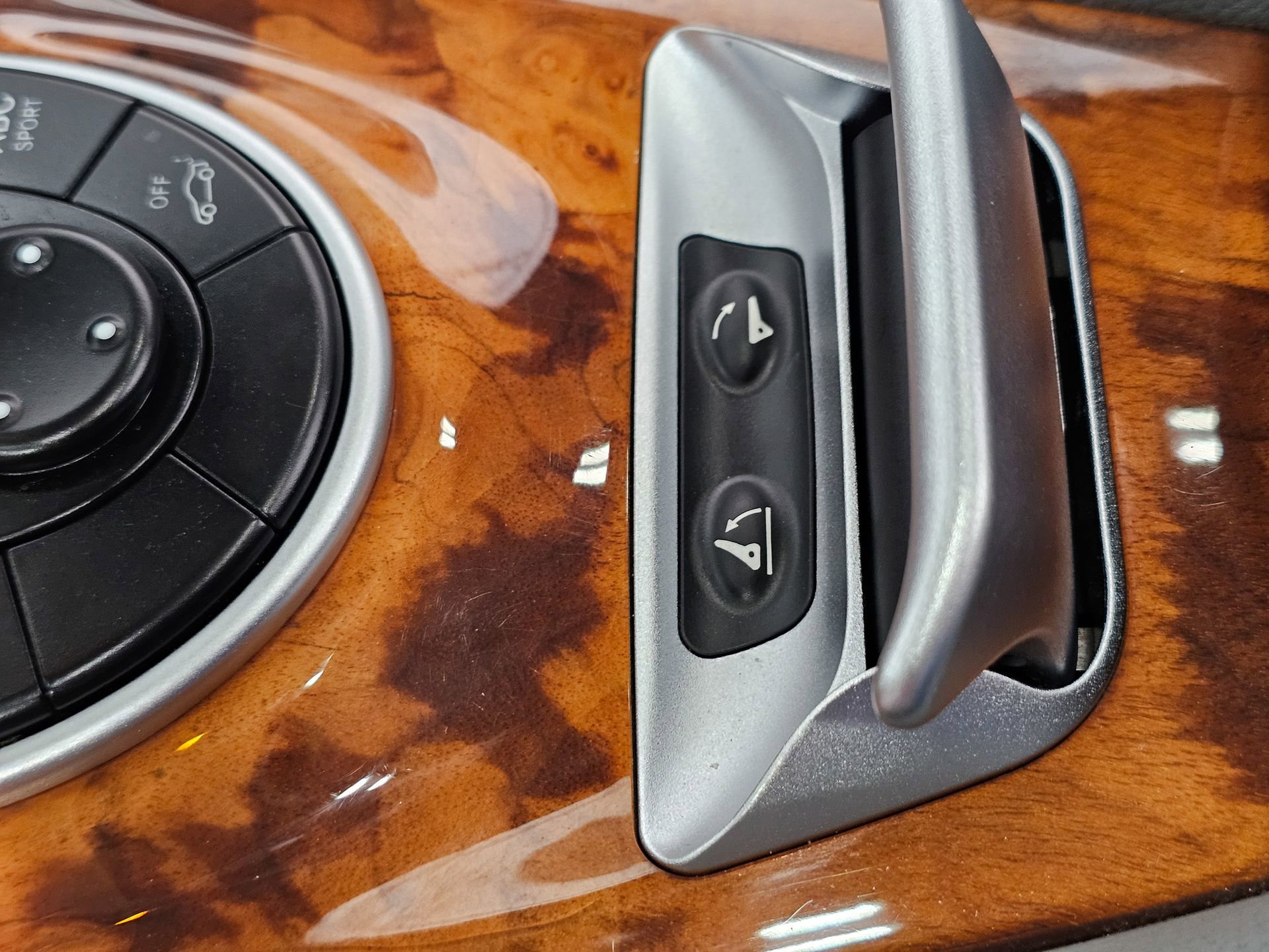 Used 2012 Mercedes-Benz SL 550 image 45
