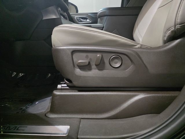 Certified 2023 GMC Yukon SLT w/ SLT Luxury Package image 15