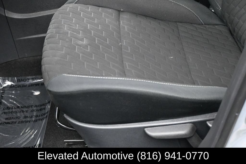 Used 2021 Nissan Kicks SV w/ Interior Electronics Package FWD image 15
