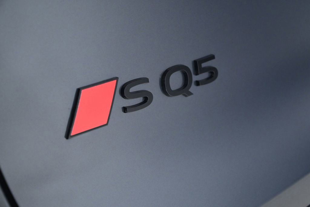 New 2025 Audi SQ5 Premium Plus image 25