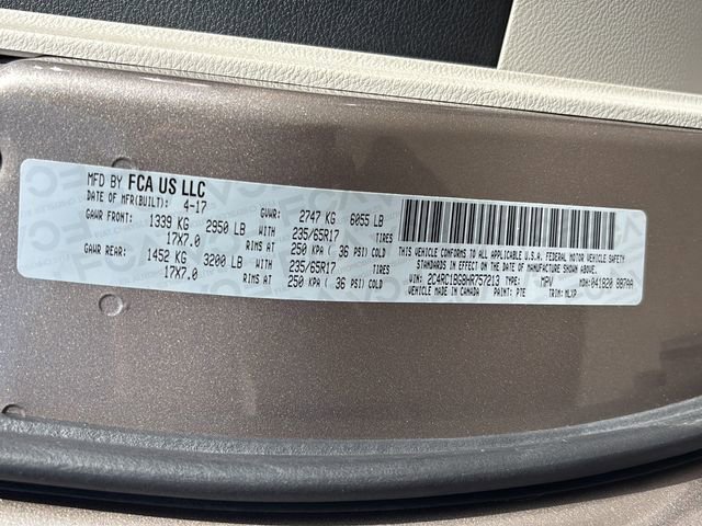 Certified 2017 Chrysler Pacifica Touring-L image 28