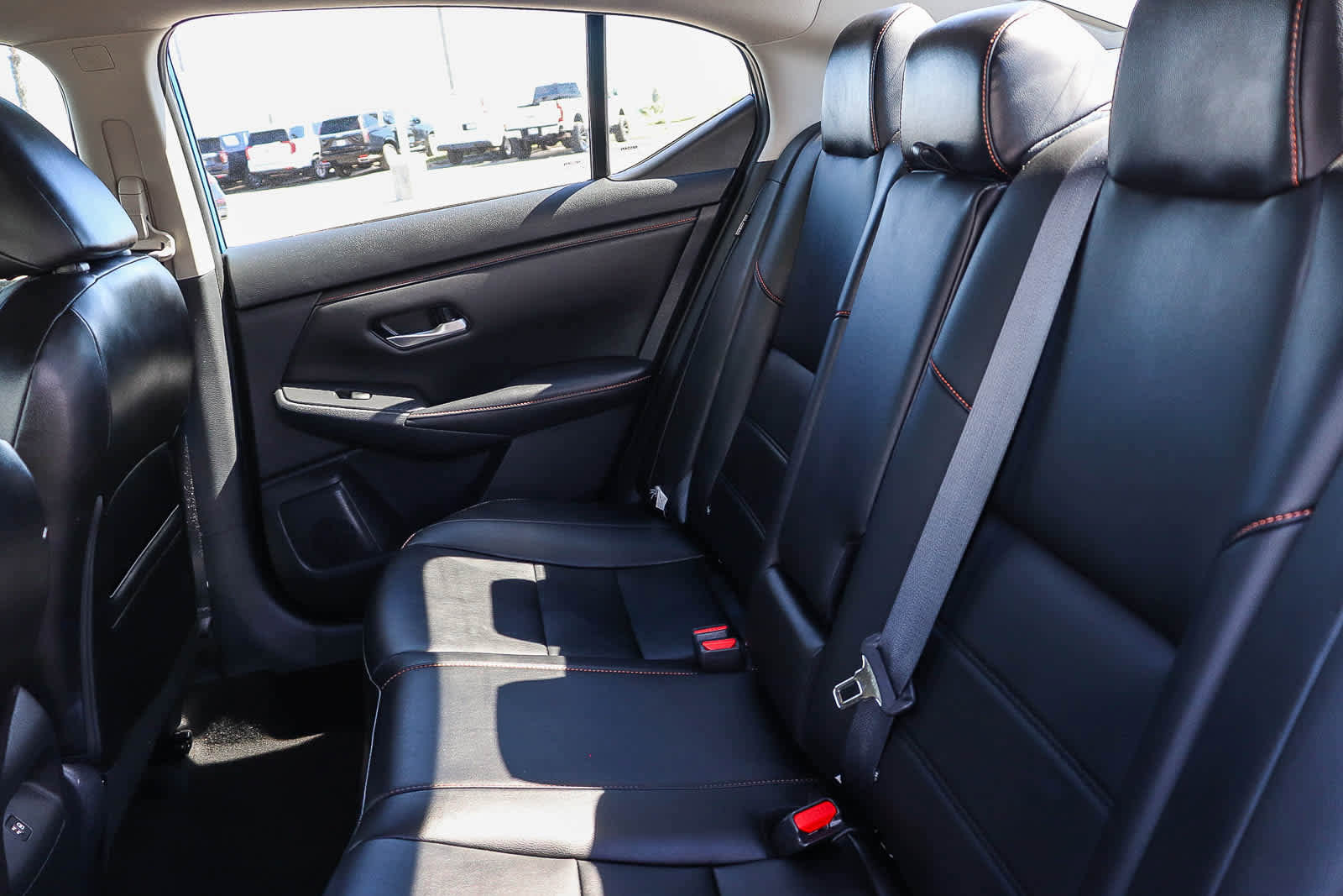 Used 2021 Nissan Sentra SR w/ SR Premium Package image 22