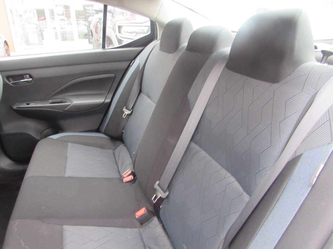 Used 2025 Nissan Versa SV image 18