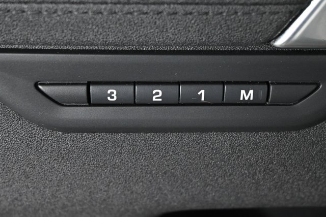 Used 2022 Land Rover Discovery Sport SE image 22