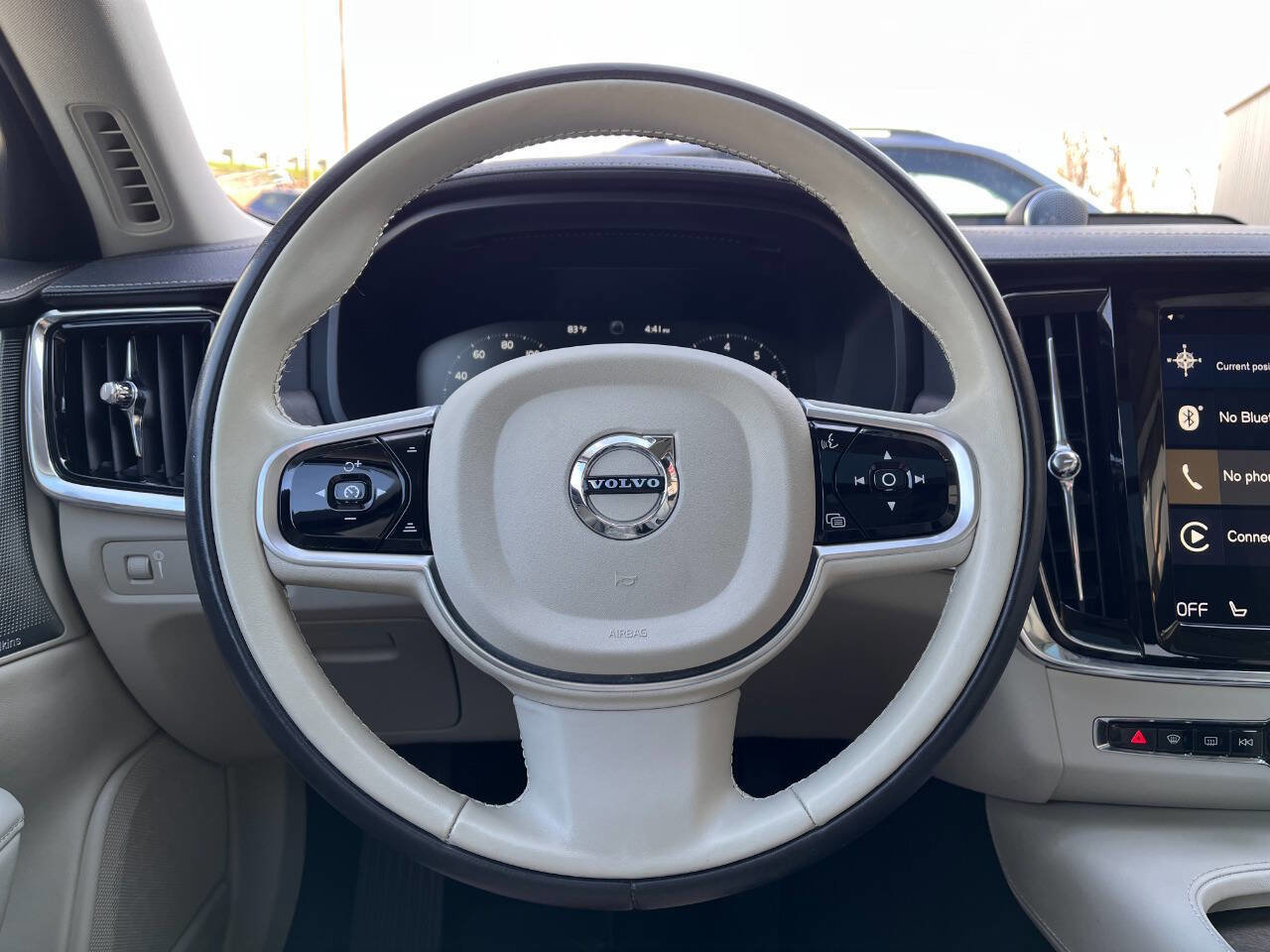 Used 2020 Volvo V90 T6 Cross Country w/ Protection Package Premier image 10