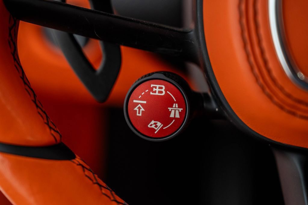 Used 2022 Bugatti Chiron Pur Sport image 25