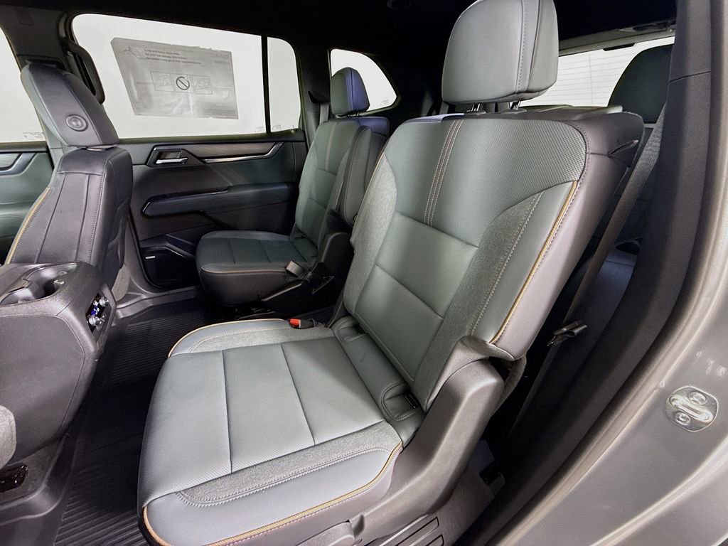 New 2026 GMC Acadia AT4 w/ Super Cruise Package AWD/4WD image 29