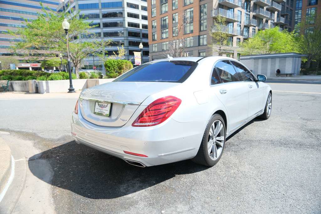 Used 2016 Mercedes-Benz S 550 Sedan image 12