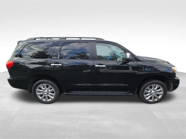 Used 2016 Toyota Sequoia Platinum image 7