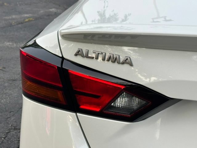Certified 2023 Nissan Altima 2.5 SR FWD image 13