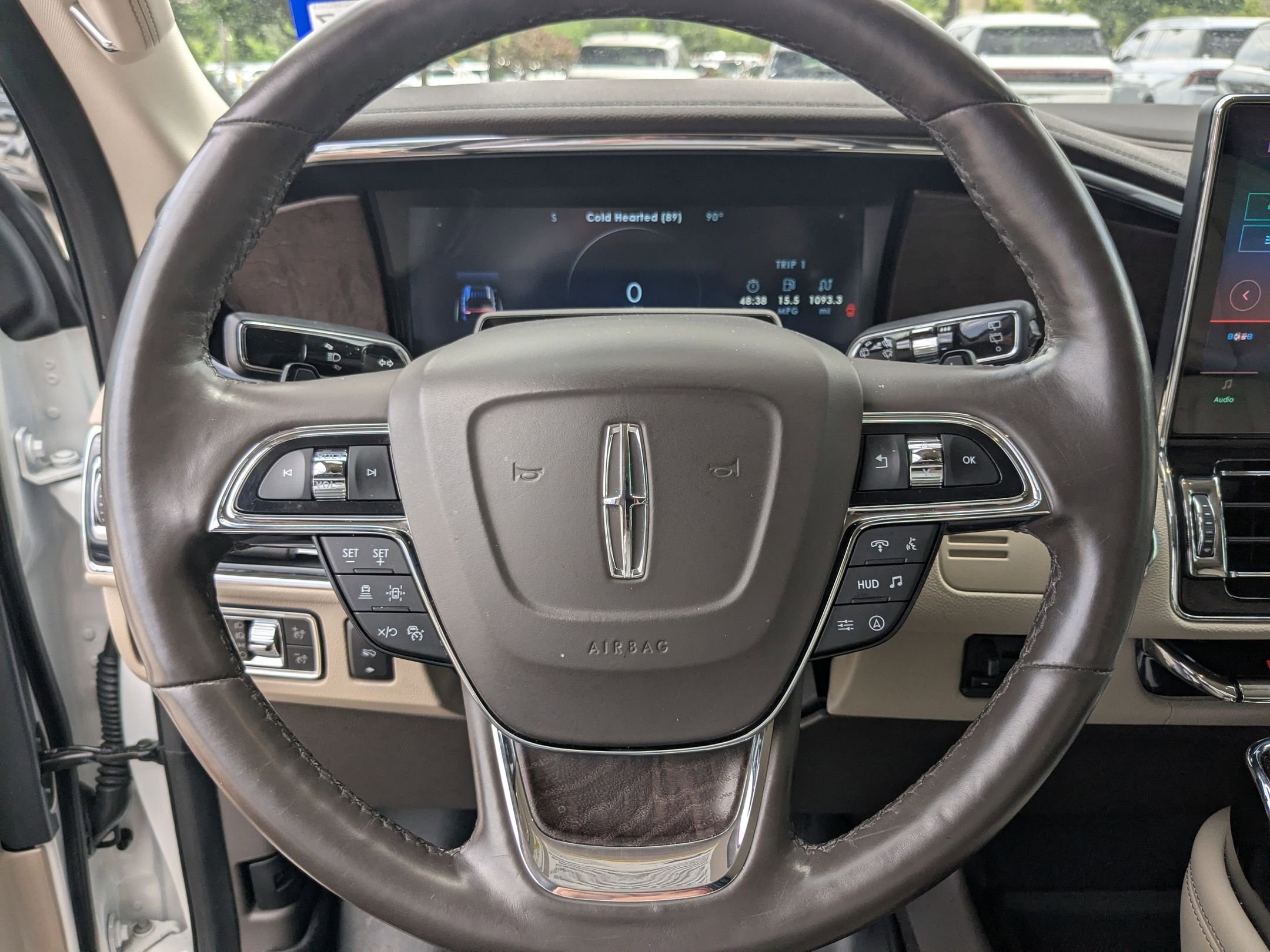 Used 2022 Lincoln Navigator L Reserve AWD/4WD image 8