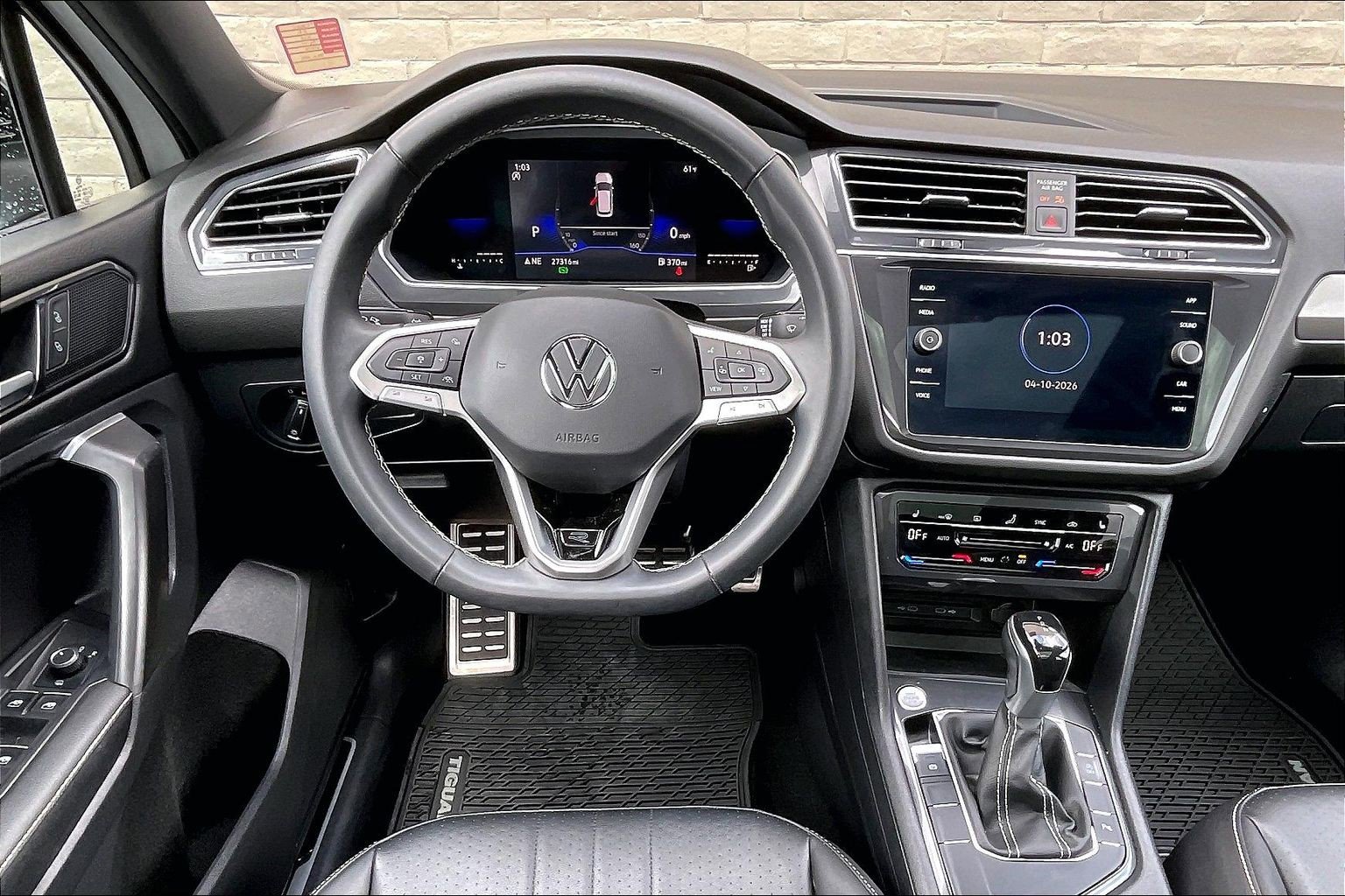 Certified 2023 Volkswagen Tiguan SE R-Line FWD image 4