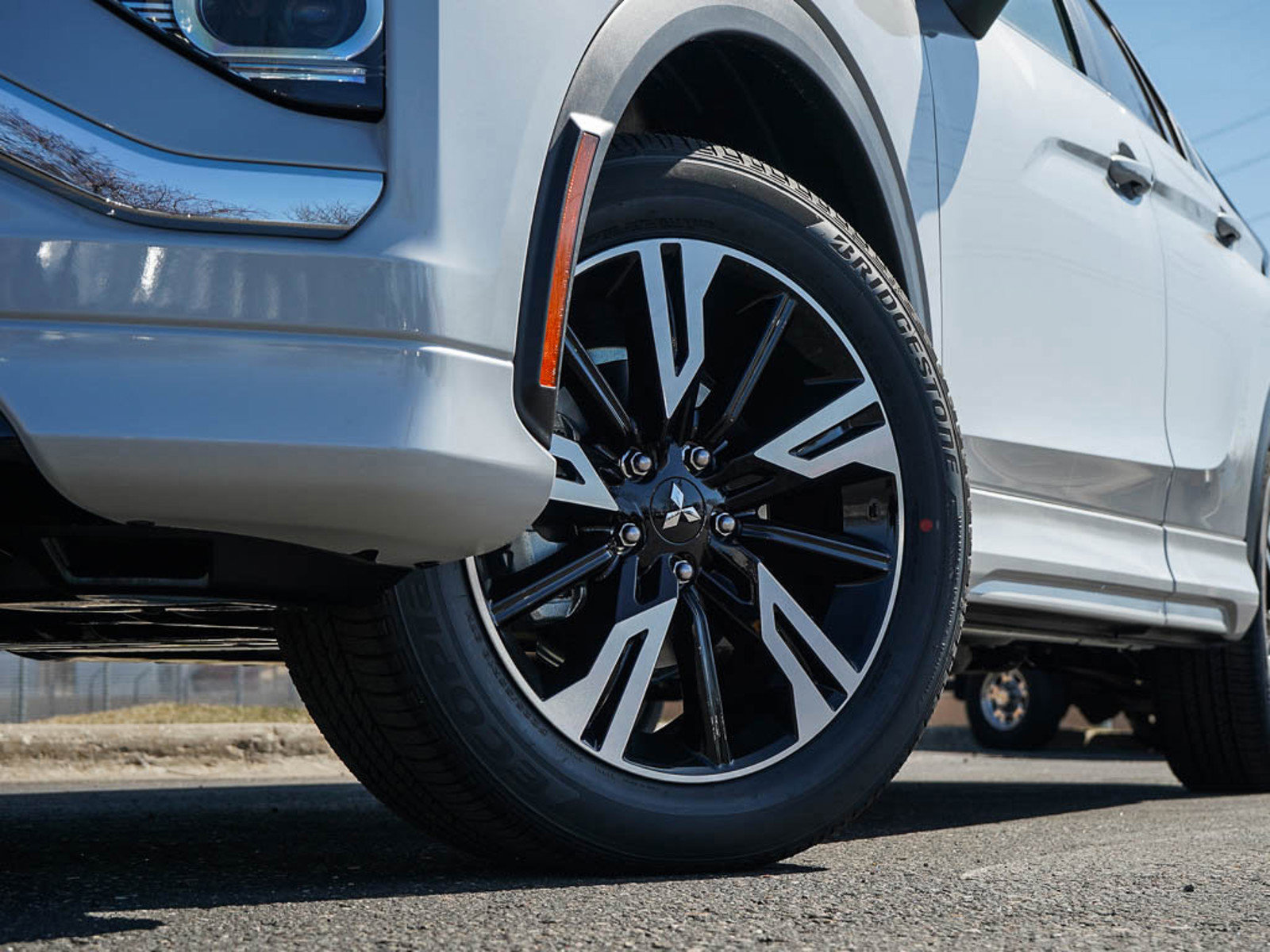 New 2025 Mitsubishi Eclipse Cross SE image 6