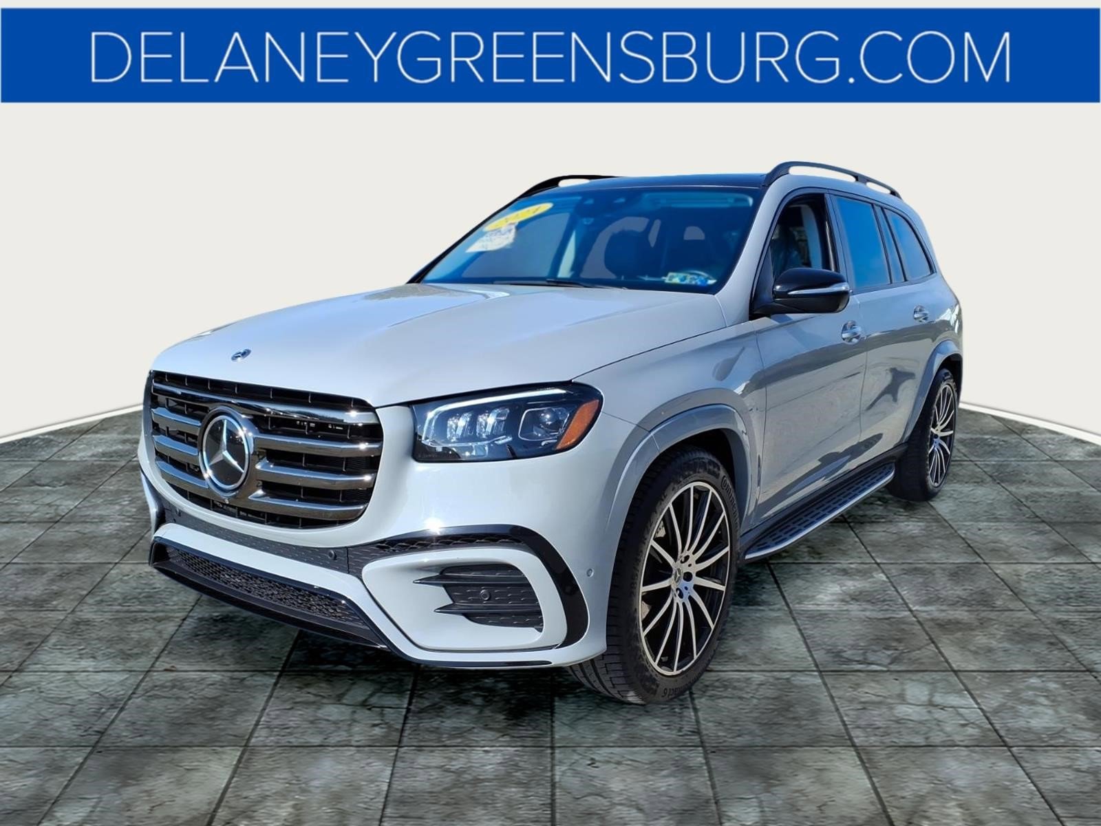 Used 2024 Mercedes-Benz GLS 580 4MATIC image 7