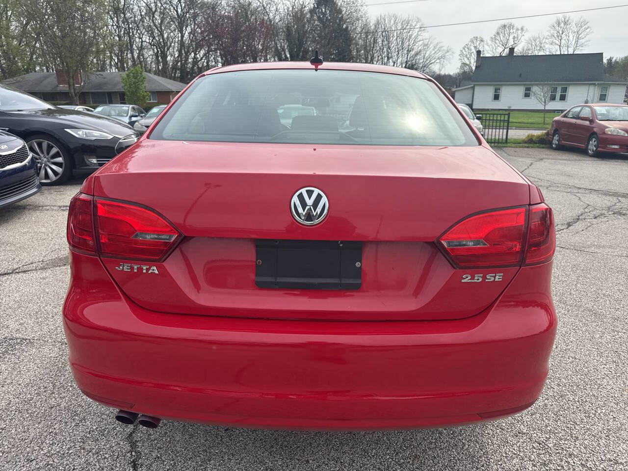 Used 2011 Volkswagen Jetta SE FWD image 26