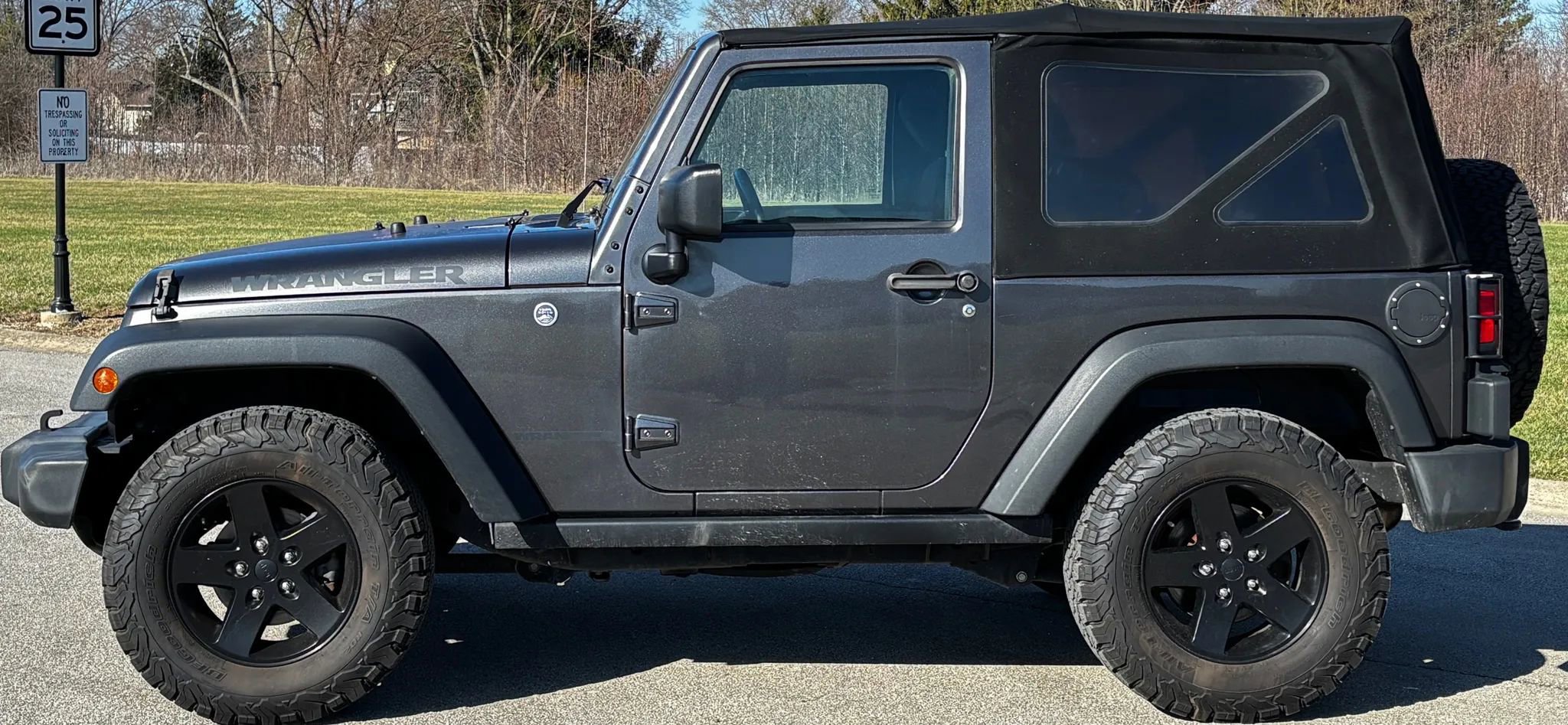 Used 2017 Jeep Wrangler Sport AWD/4WD image 2