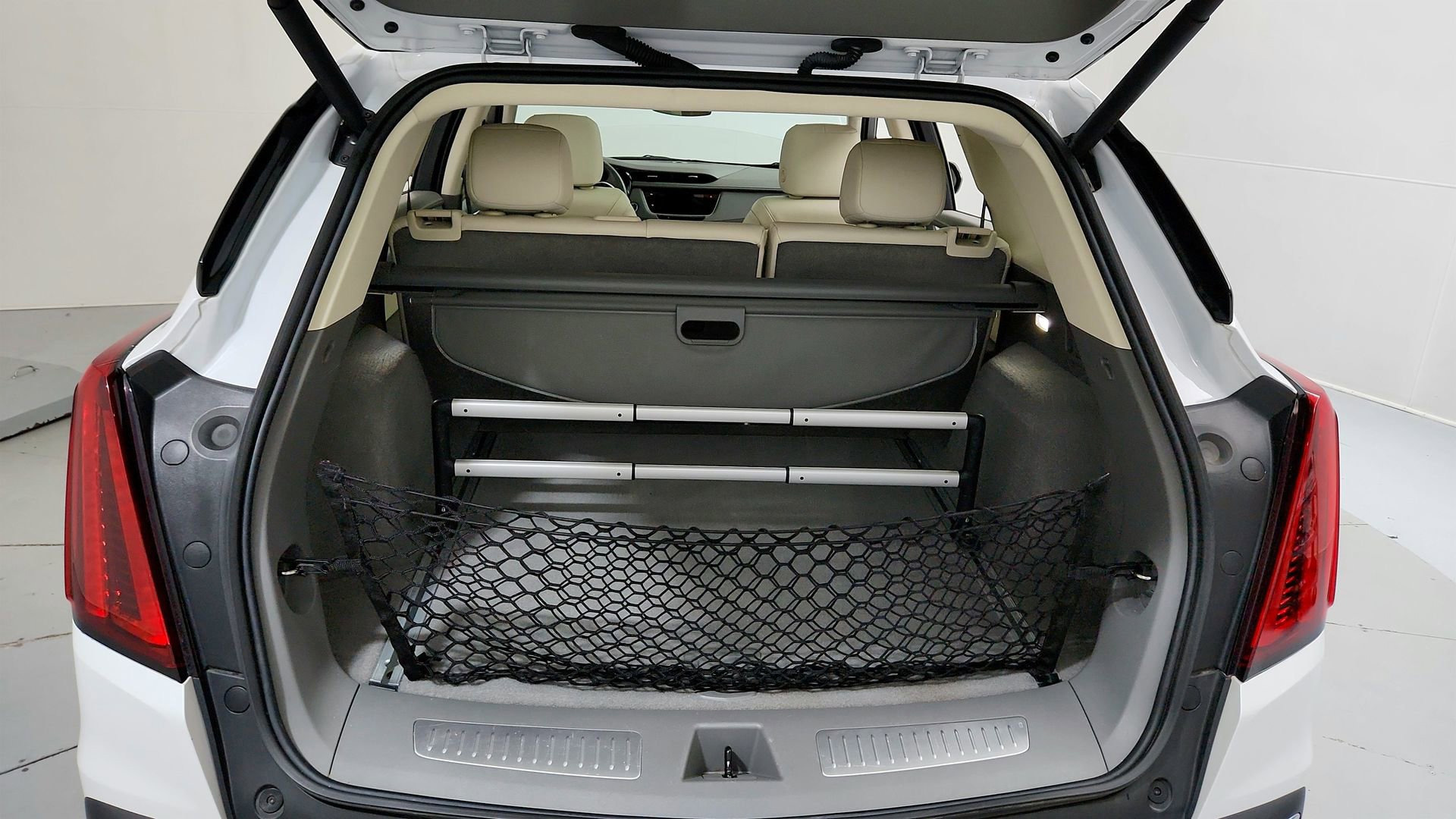 Certified 2023 Cadillac XT5 Premium Luxury AWD/4WD image 23