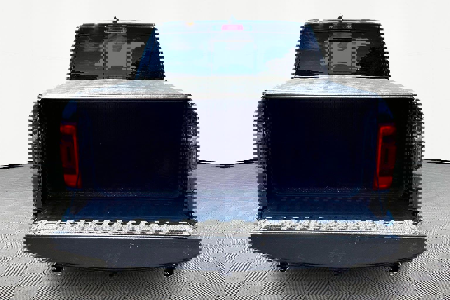 Used 2019 RAM 1500 Limited image 7