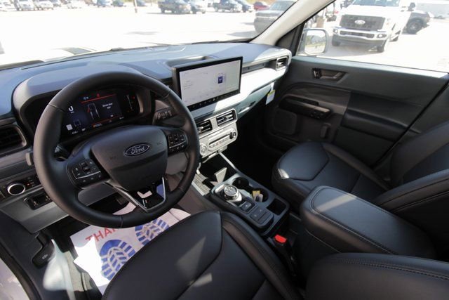 New 2025 Ford Maverick Lariat w/ Black Appearance Package image 7