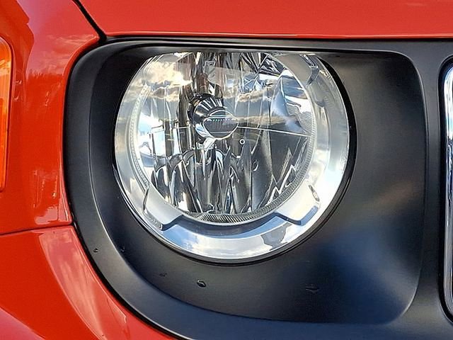 Used 2020 Jeep Renegade Latitude image 9