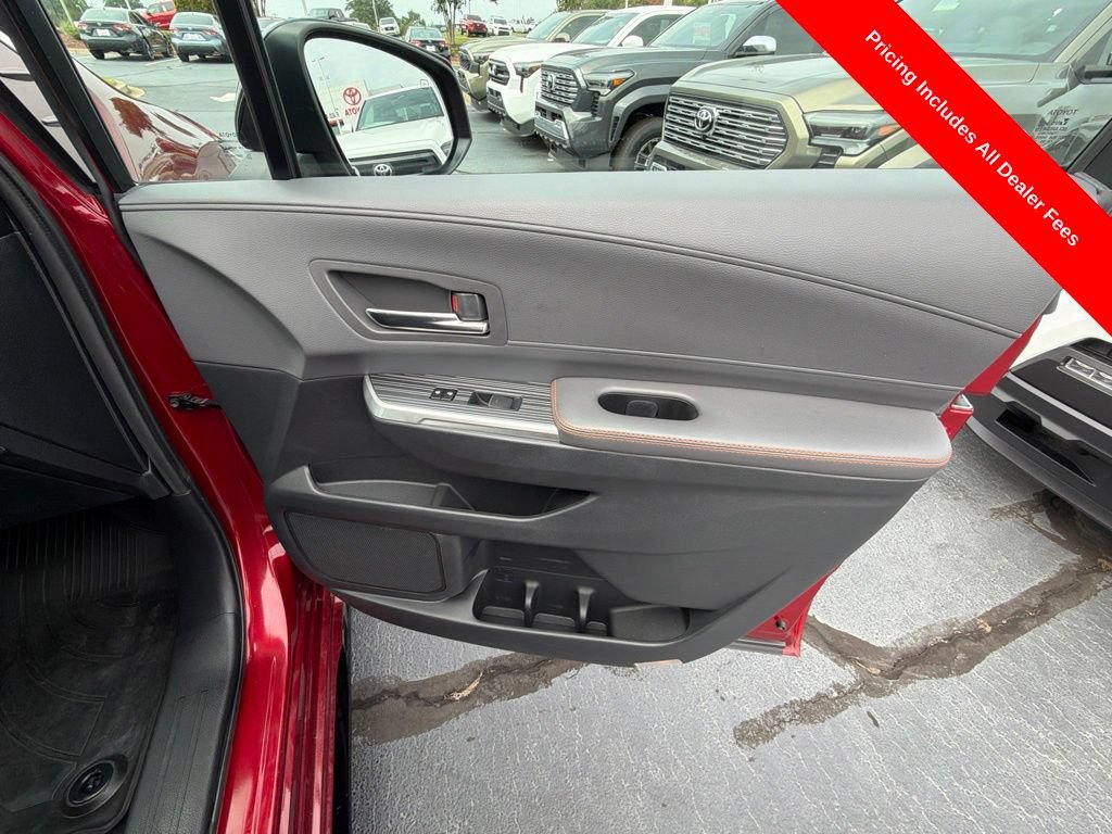 Used 2022 Toyota Sienna XSE w/ XSE Plus Package FWD image 54