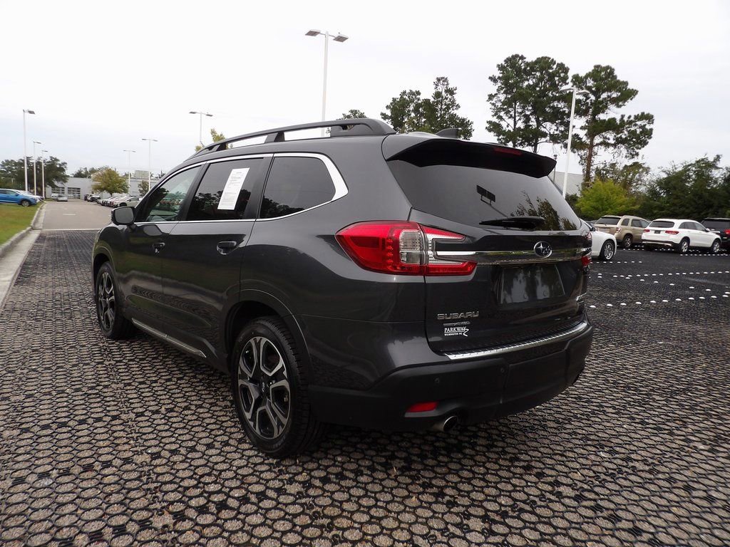 Used 2023 Subaru Ascent Limited w/ Technology Package image 7