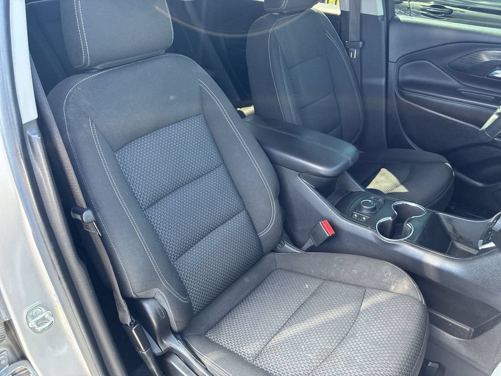 Used 2022 GMC Terrain SLE w/ Driver Convenience Package FWD image 20