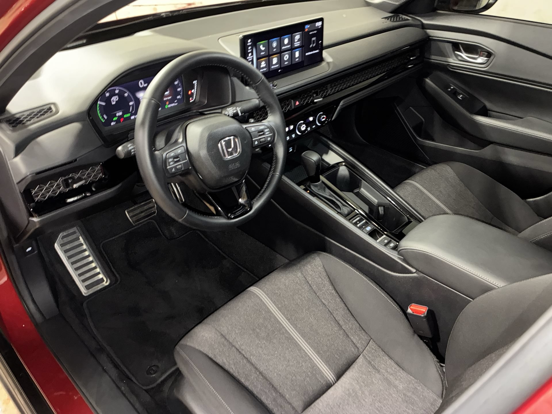 Certified 2024 Honda Accord Sport image 2