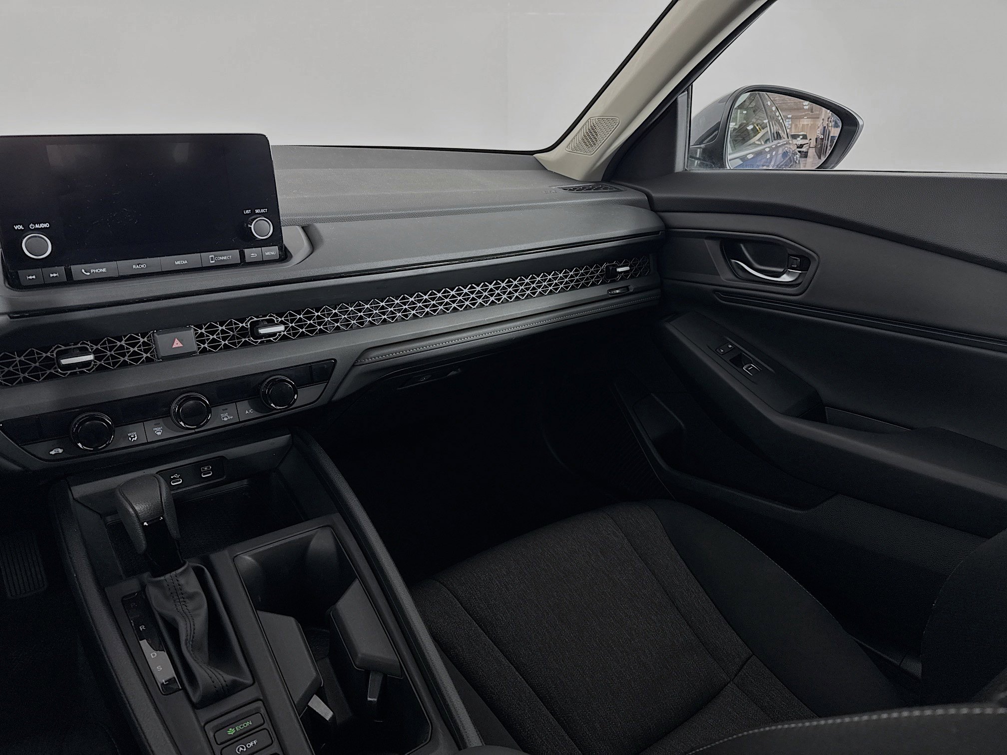 Certified 2023 Honda Accord EX image 23