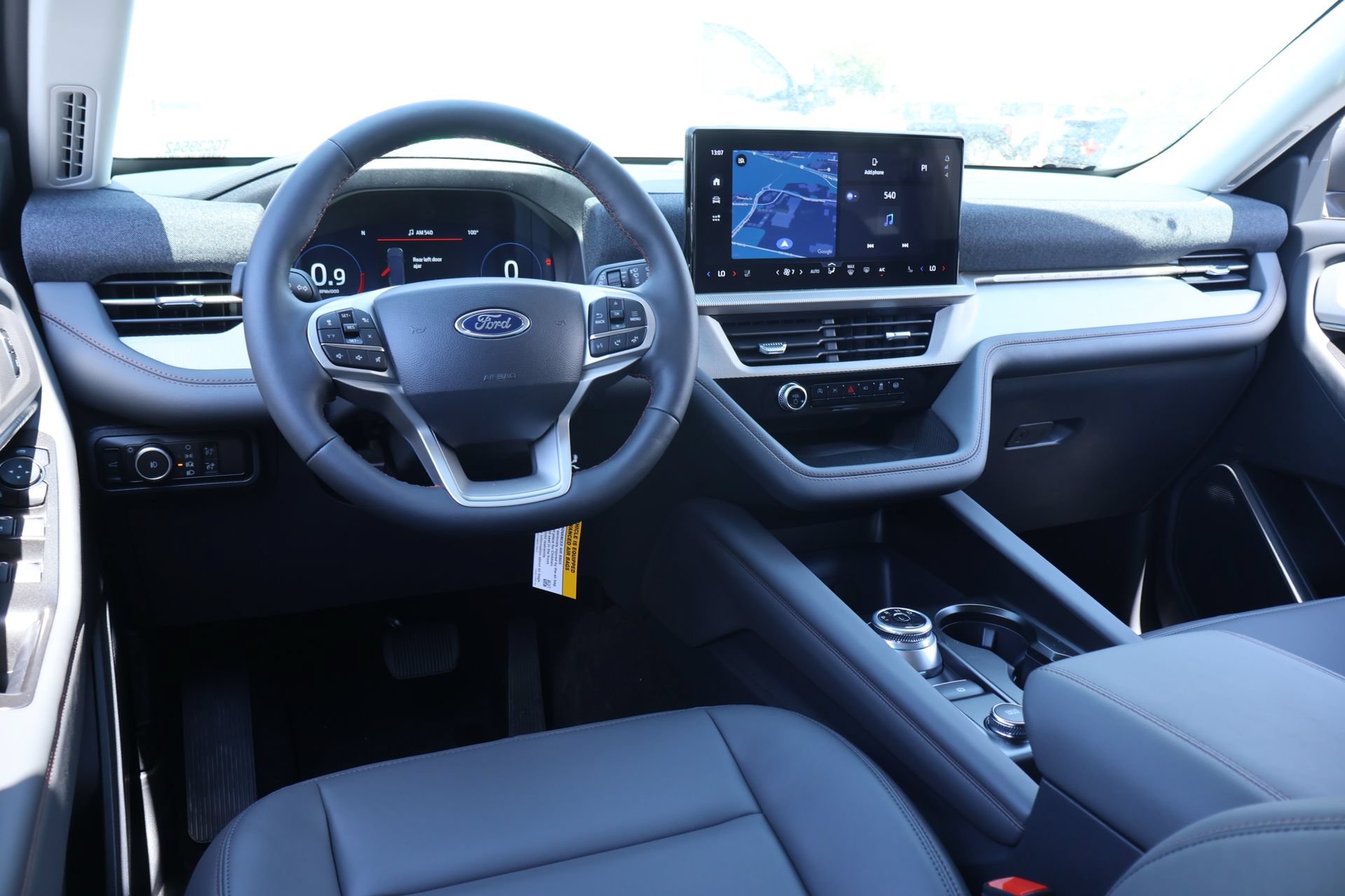 New 2026 Ford Explorer Active w/ Active Comfort Package AWD/4WD image 2