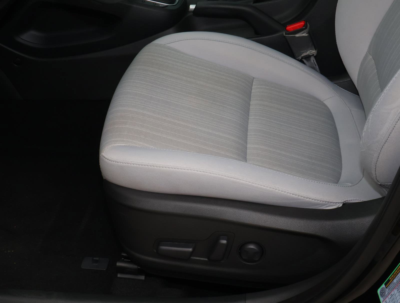 Used 2023 Hyundai Kona SEL FWD image 13