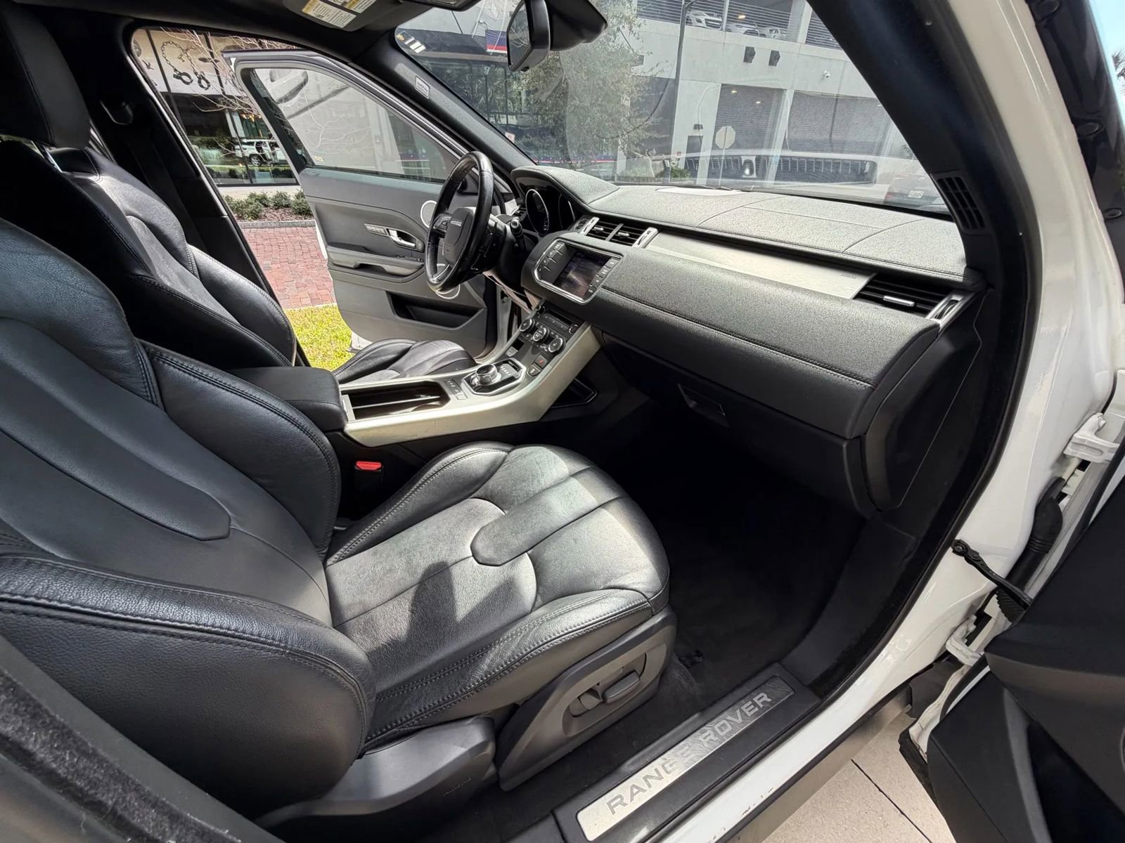 Used 2013 Land Rover Range Rover Evoque Pure Plus AWD/4WD image 19