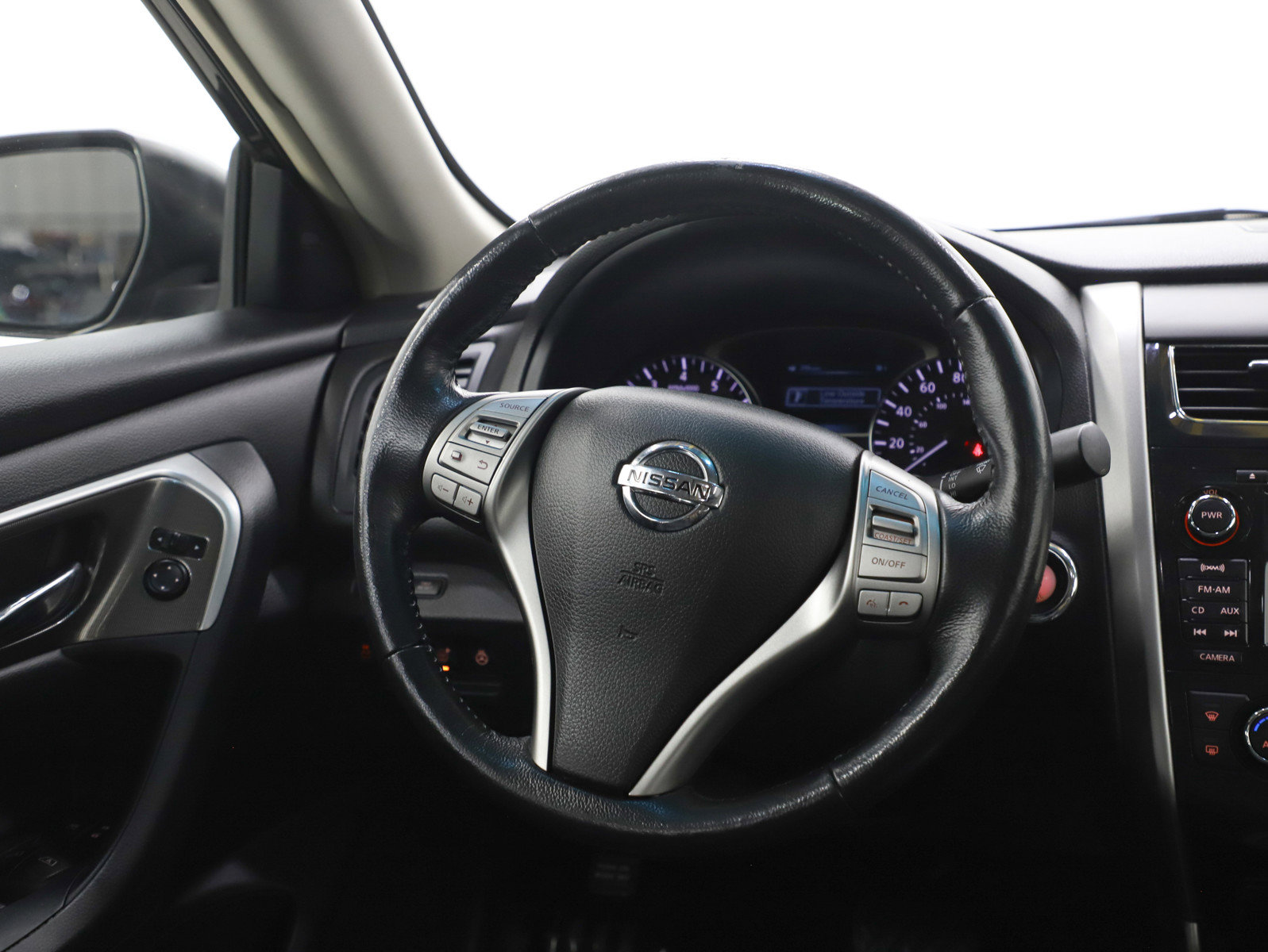 Used 2013 Nissan Altima 2.5 SL w/ Technology Pkg image 14