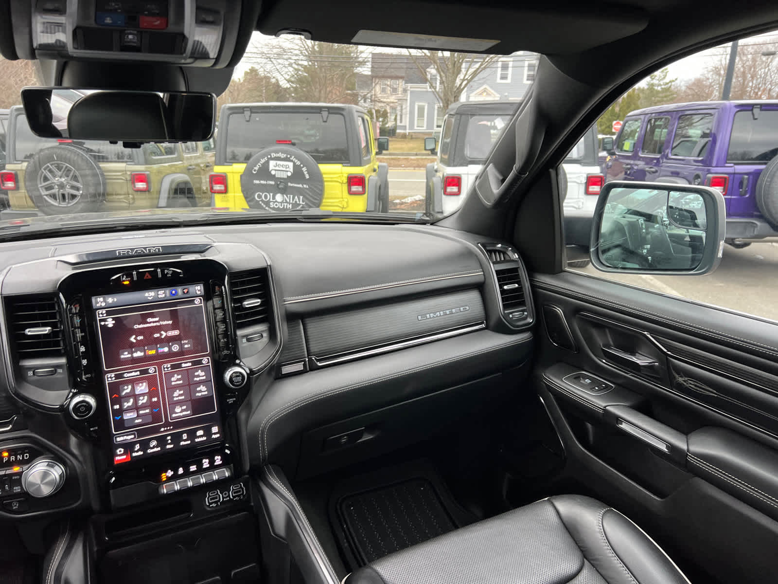 Used 2023 RAM 1500 Limited image 36