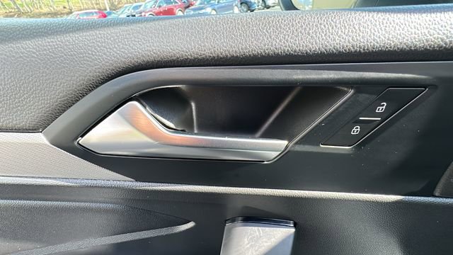 Used 2020 Volkswagen Jetta S w/ Driver Assistance Package image 23