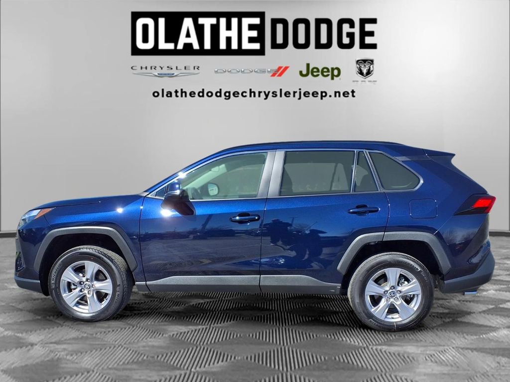 Used 2025 Toyota RAV4 XLE image 21