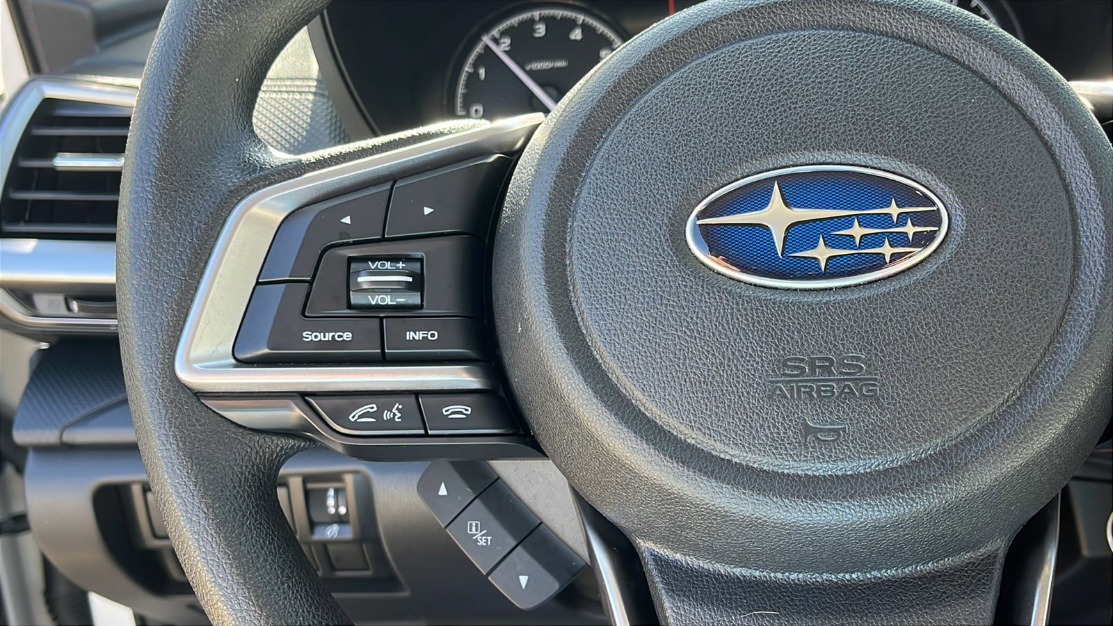 Certified 2023 Subaru Forester AWD/4WD image 13