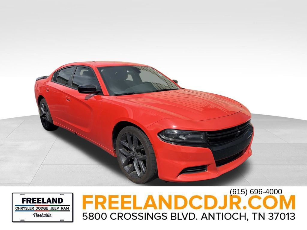 Used 2020 Dodge Charger SXT w/ Blacktop Package RWD image 1
