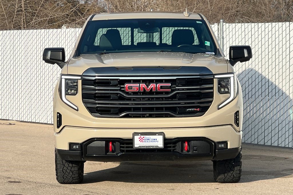 Certified 2022 GMC Sierra 1500 AT4 w/ AT4 Preferred Package image 8