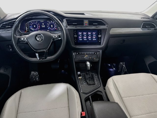 Used 2021 Volkswagen Tiguan SEL FWD image 16